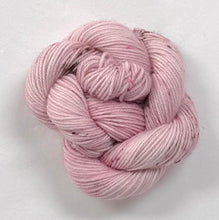 Load image into Gallery viewer, Catty Dogwood