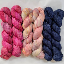Load image into Gallery viewer, English Rose & Rosalinda & Paris Night
