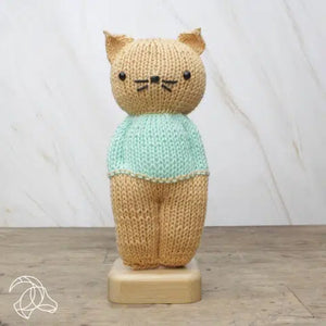 nora cat knit