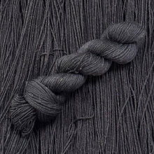 Load image into Gallery viewer, Gold Dust DK