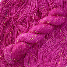 Load image into Gallery viewer, Bleeding Heart