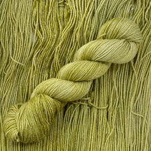 Load image into Gallery viewer, Olive ewe too