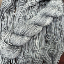 Load image into Gallery viewer, Doodle DK 20% off