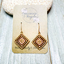 Load image into Gallery viewer, Gold Sparkle Large Granny