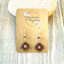 Load image into Gallery viewer, Christmas Granny Medium Silver