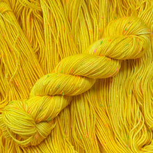 Load image into Gallery viewer, Electric lemon