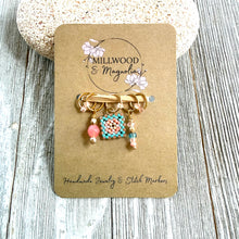 Load image into Gallery viewer, Aqua Coral Granny Gold
