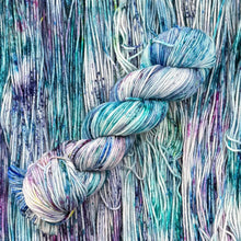 Load image into Gallery viewer, Sheeptastic DK Fighting Fish