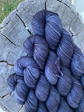 Load image into Gallery viewer, blackbird