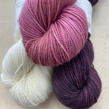 Load image into Gallery viewer, Eggplant-Tea Rose-Naked