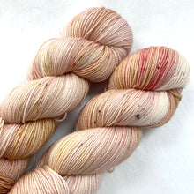 Load image into Gallery viewer, Stargazer Lily