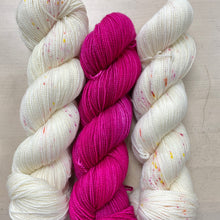 Load image into Gallery viewer, Rose Buds-favorite blouse