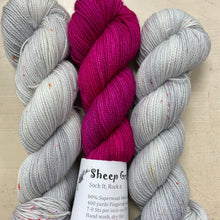 Load image into Gallery viewer, Roses in the rain-favorite blouse