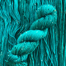 Load image into Gallery viewer, Teally Nice Green