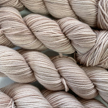 Load image into Gallery viewer, Barely beige