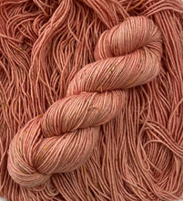 Load image into Gallery viewer, Peachy pink