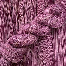 Load image into Gallery viewer, Plum Pudding