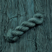 Load image into Gallery viewer, British Racing Green
