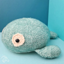 Load image into Gallery viewer, Willy Whale knit