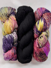 Load image into Gallery viewer, Orienta Shawl kits
