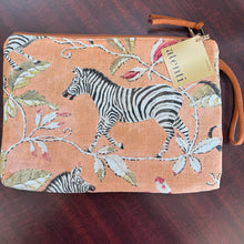 Load image into Gallery viewer, Savanna Grand Pouch