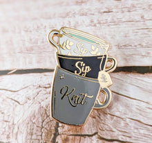 Load image into Gallery viewer, Sip sip knit pin
