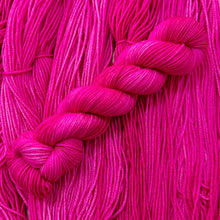 Load image into Gallery viewer, Bleeding Heart