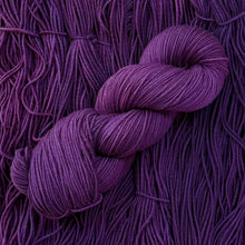 Load image into Gallery viewer, I dream of purple
