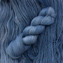 Load image into Gallery viewer, Siamese Cat Eyes
