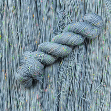 Load image into Gallery viewer, Forget me Knot