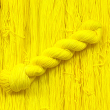 Load image into Gallery viewer, Electric Lemon