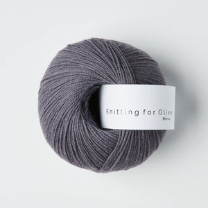 dusty violette
