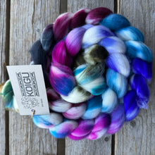 Load image into Gallery viewer, Koigu Merino Roving
