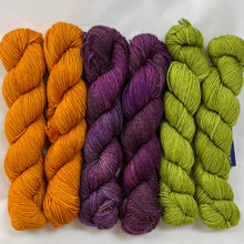 Load image into Gallery viewer, Sunset &amp; Sabiduria &amp; Lettuce
