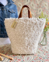 Load image into Gallery viewer, Hope Basket Sherpa