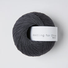 Load image into Gallery viewer, Knitting for Olive Merino
