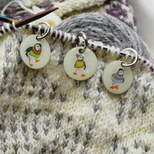 Load image into Gallery viewer, puffin markers knit