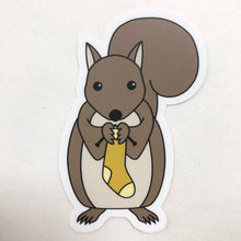 Load image into Gallery viewer, Squirrel Knitting