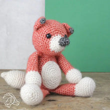 Load image into Gallery viewer, Splinter fox crochet