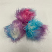 Load image into Gallery viewer, Faux Fur 3" - 4" Pompoms