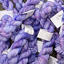 Load image into Gallery viewer, James River Crawl Shawl mini skein