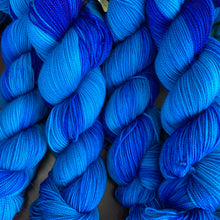 Load image into Gallery viewer, Electric Blue Hap