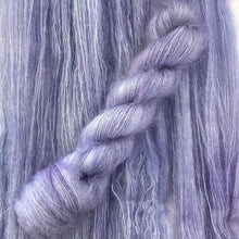 Load image into Gallery viewer, wisteria