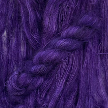 Load image into Gallery viewer, I dream of purple