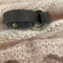 Load image into Gallery viewer, Tiny ring bark with antique brass