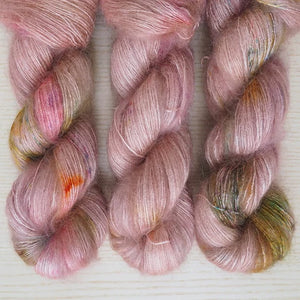 La Bien Aimee Mohair Silk – The Yarn Club, Inc