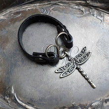 Load image into Gallery viewer, Dragonfly Single Cuff Brown