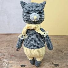 Load image into Gallery viewer, polly cat crochet