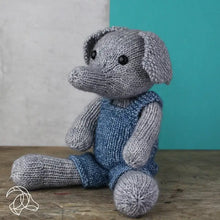 Load image into Gallery viewer, Freek Elephant knit
