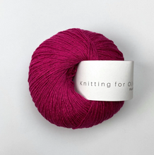 Load image into Gallery viewer, Fuchsia